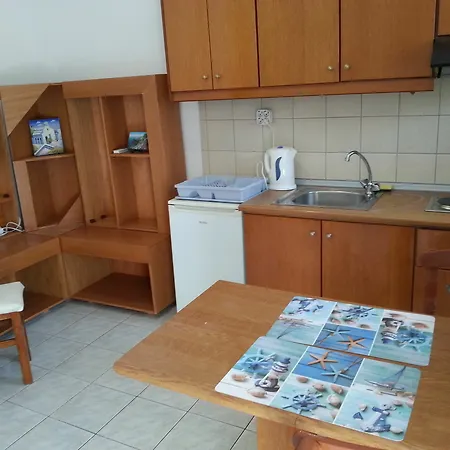 Orange Apartment *
