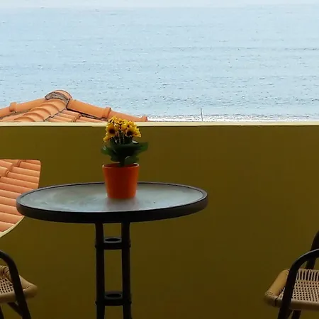 Orange Apartment Fodele